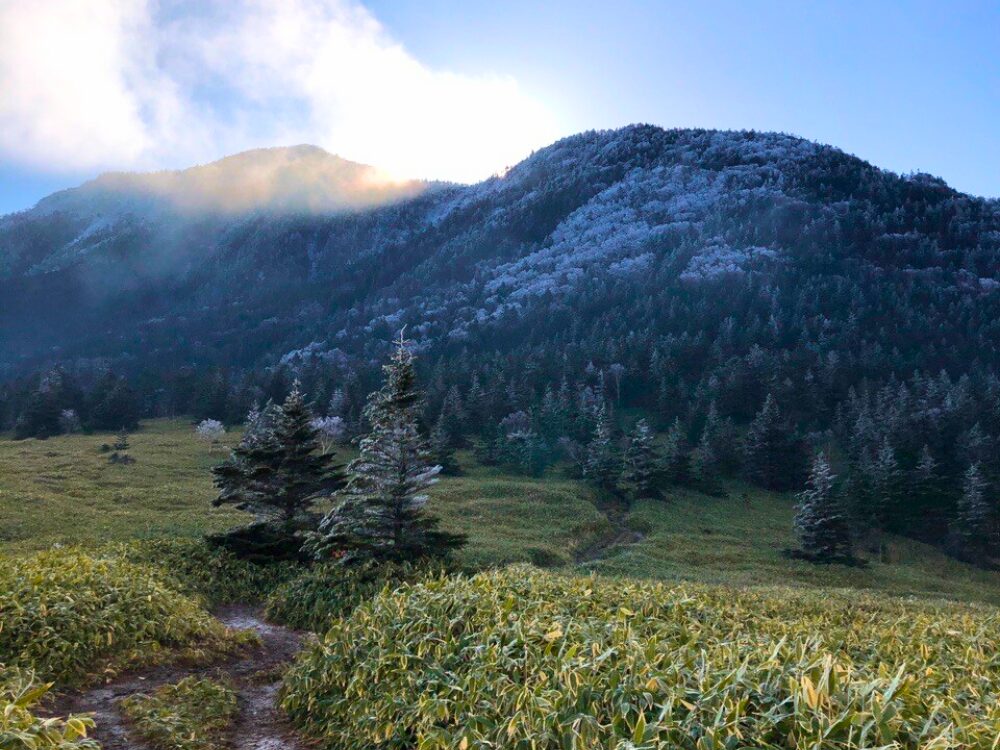 四阿山