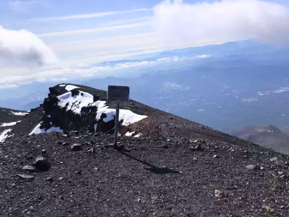 前掛山の先は通行止め