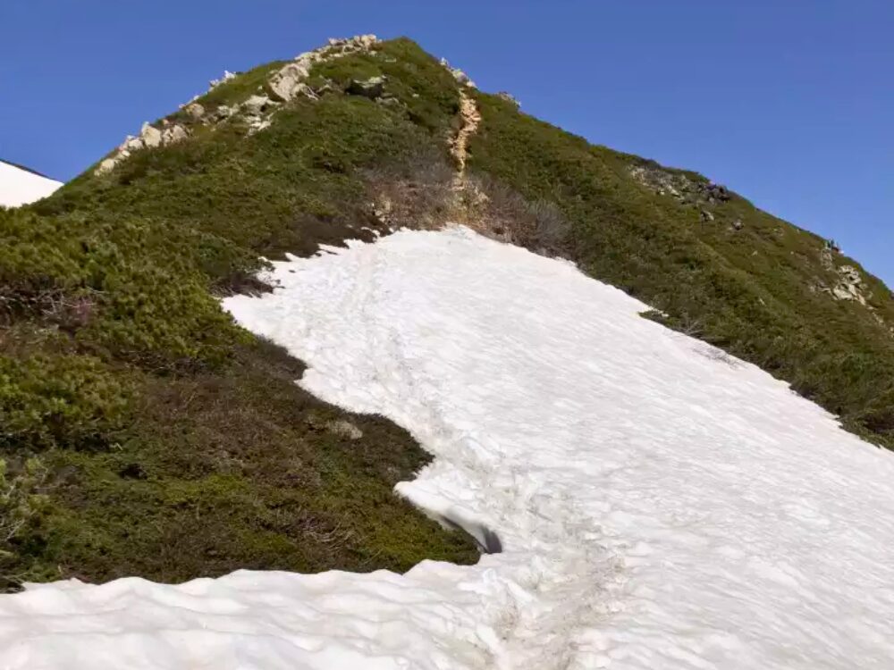 残雪のトラバース