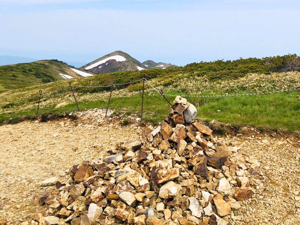 ケルンと山