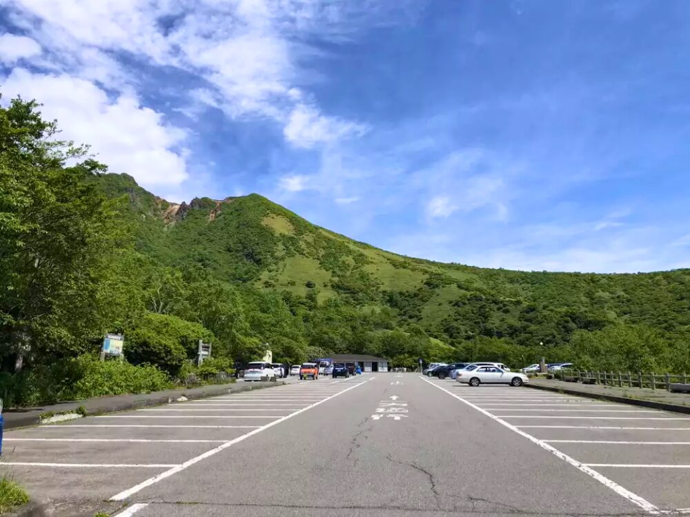 峠の茶屋 駐車場