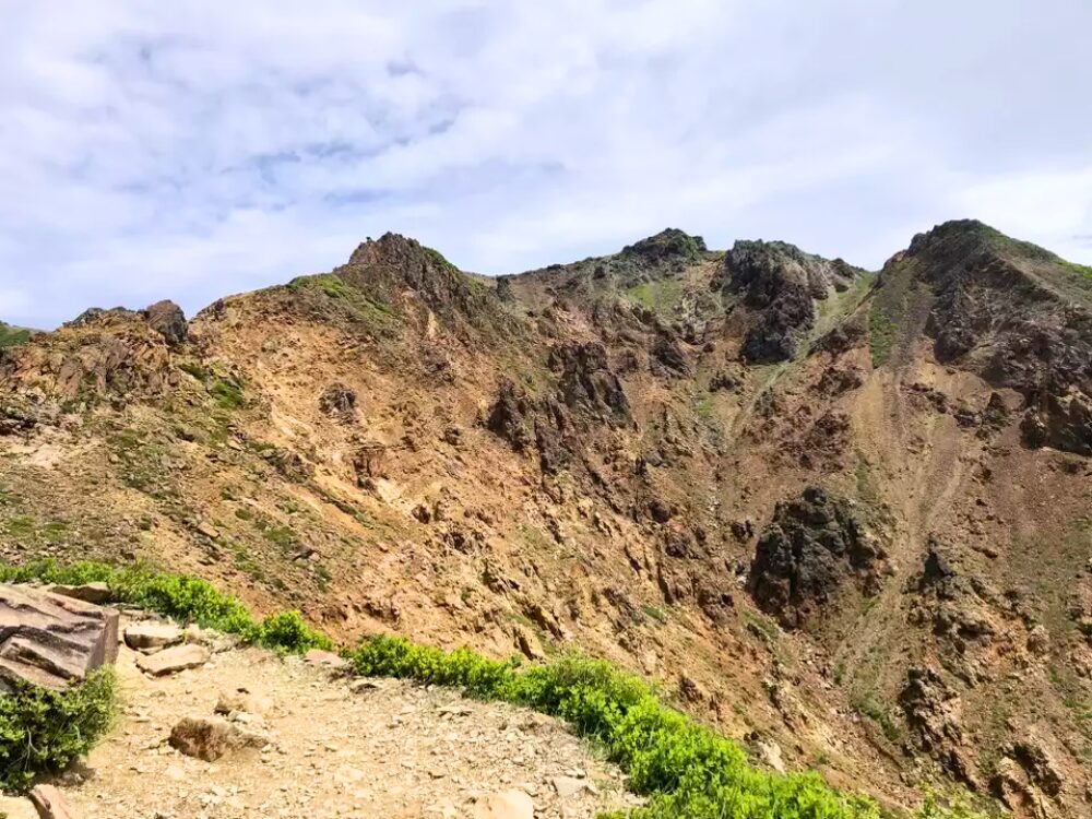 朝日岳までの登山道