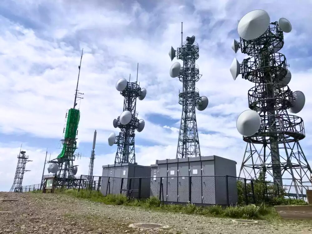 テレビ中継棟