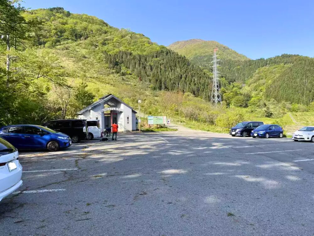 荒島岳 駐車場