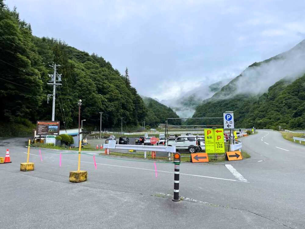戸台パーク駐車場