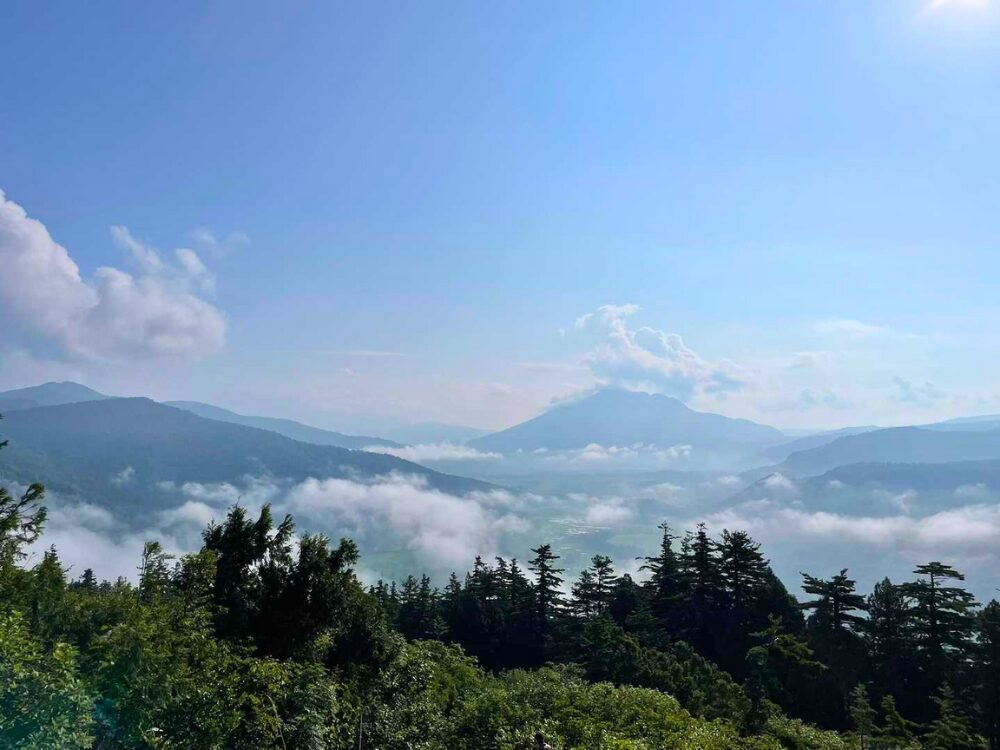 登山道から見た燧ヶ岳