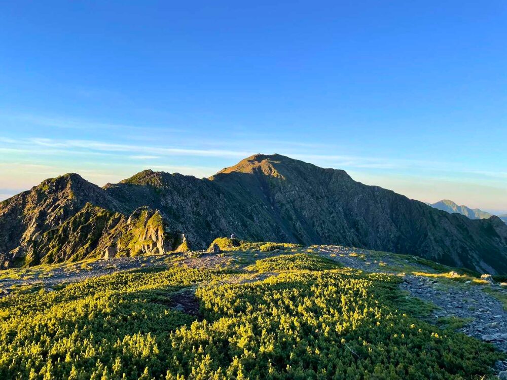 間ノ岳までの稜線